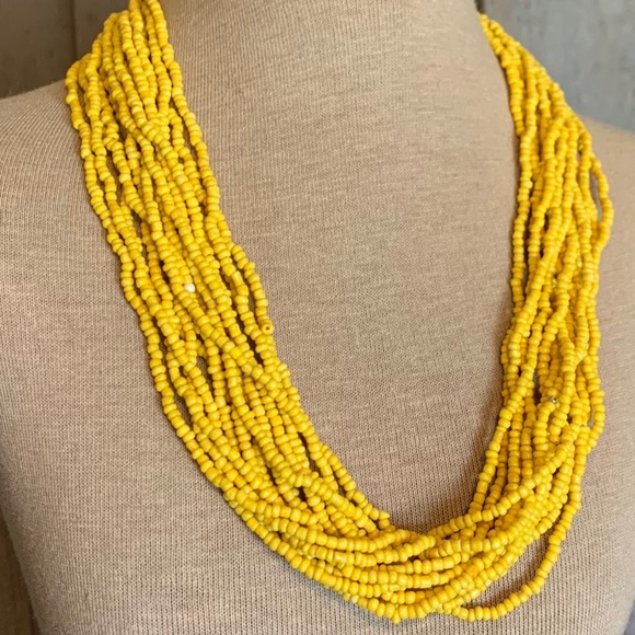 Yellow beaded necklace - Picture 1 of 5